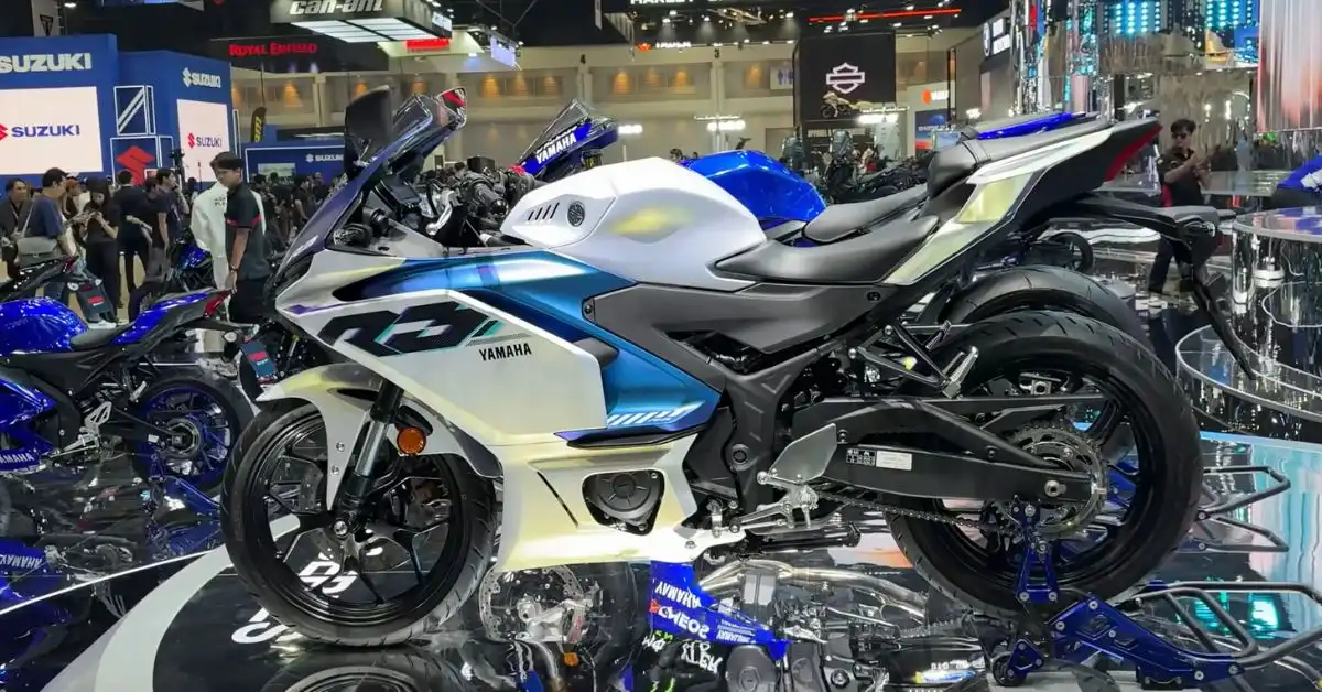 Yamaha R3 price in India 2025