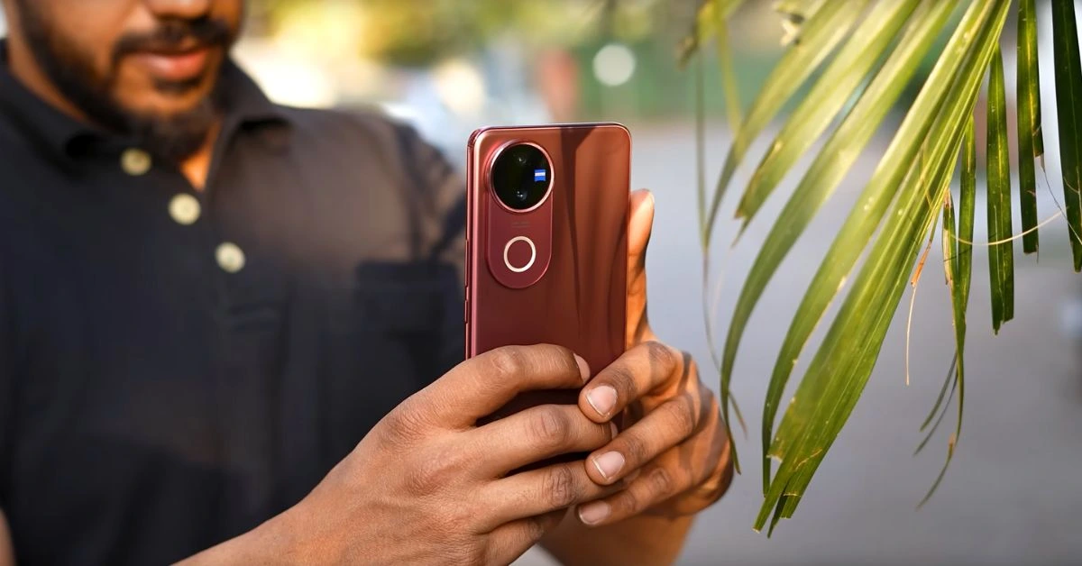 V50 5G price in India